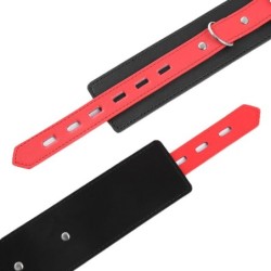 Lock Buckle Wrist Restraints de Ohmama Fetish | Piumer