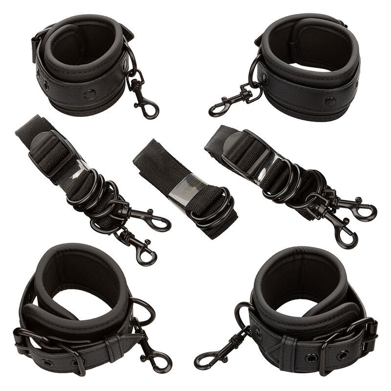 Nocturnal Restricciones De Cama Cuero Ajustable Negro de Calexotics | Piumer
